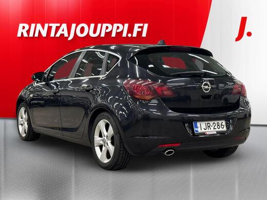 Opel Astra vaihtoauto