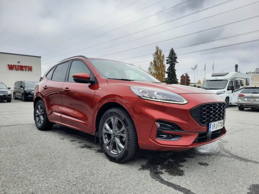 Ford Kuga vaihtoauto