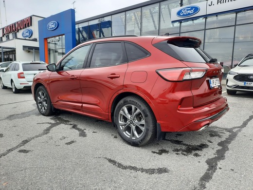 Ford Kuga vaihtoauto