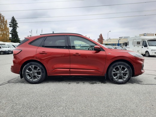 Ford Kuga vaihtoauto
