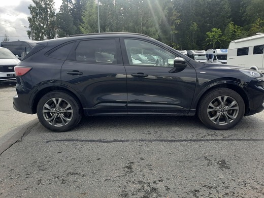 Ford Kuga vaihtoauto