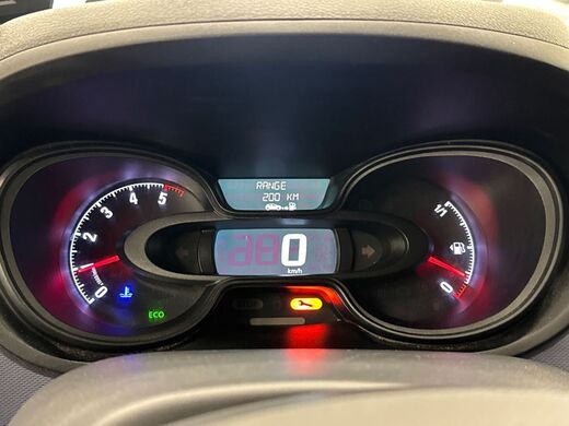 Opel Vivaro vaihtoauto