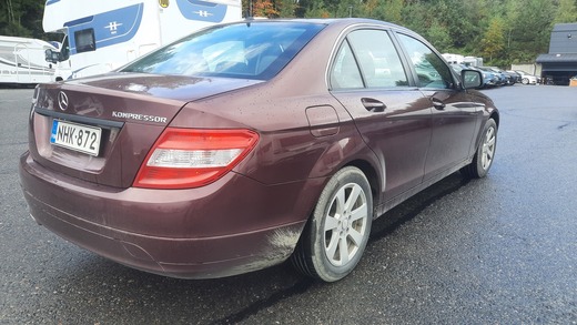 Mercedes-Benz C vaihtoauto