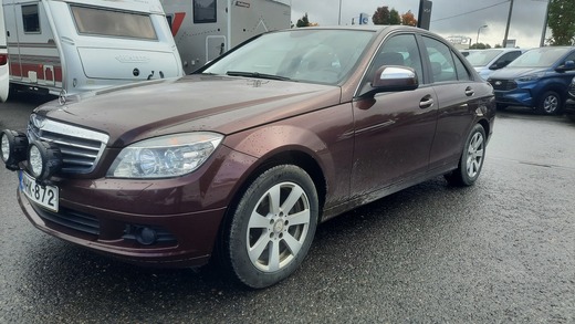 Mercedes-Benz C vaihtoauto