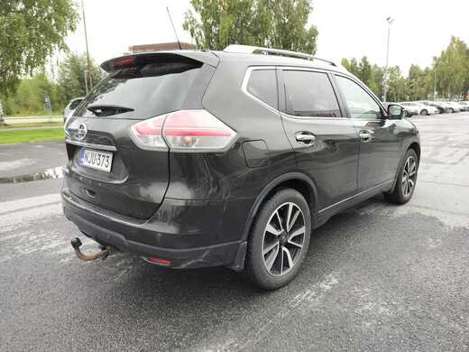 Nissan X-Trail vaihtoauto