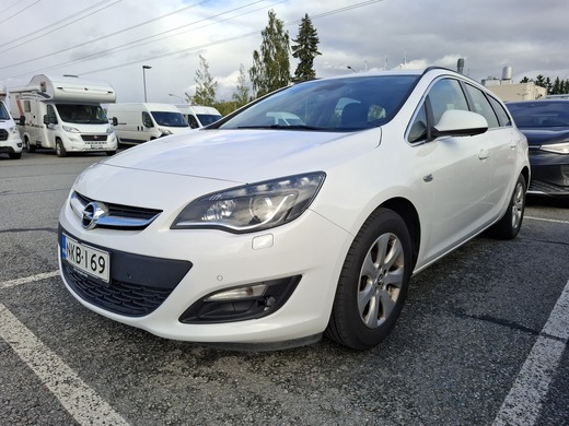 Opel Astra vaihtoauto