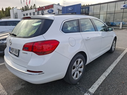 Opel Astra vaihtoauto