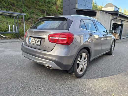 Mercedes-Benz GLA vaihtoauto