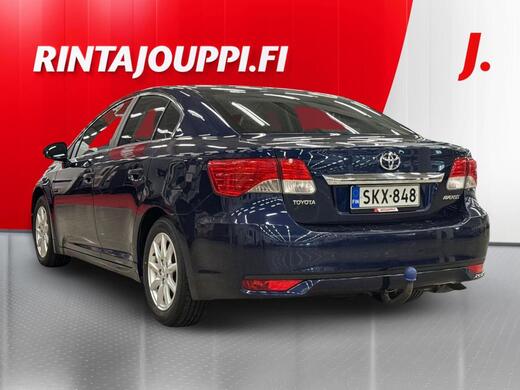 Toyota Avensis vaihtoauto