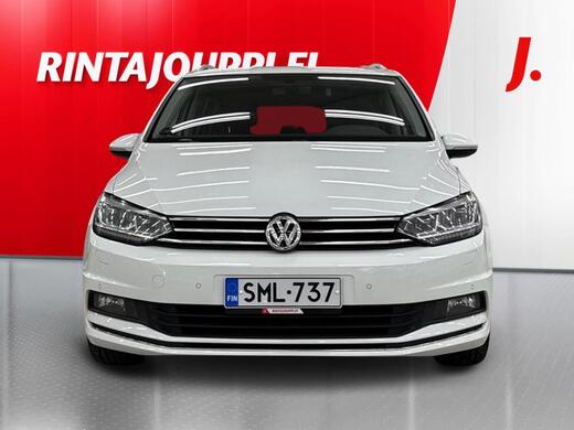 Volkswagen Touran vaihtoauto