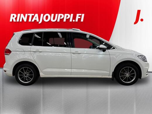 Volkswagen Touran vaihtoauto