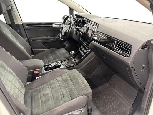 Volkswagen Touran vaihtoauto