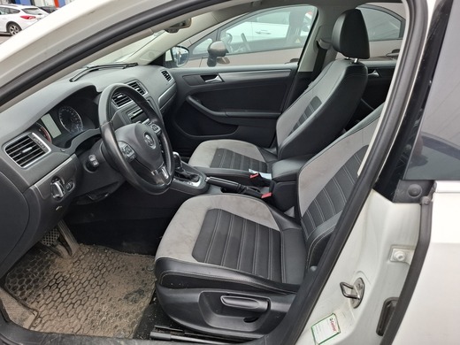 Volkswagen Jetta vaihtoauto