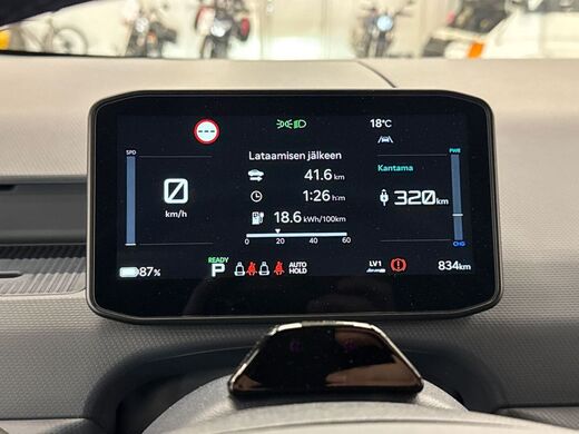 Kia PV5 vaihtoauto