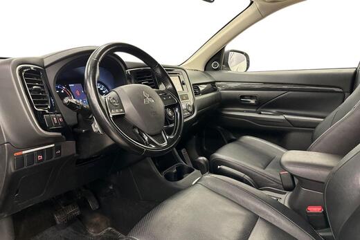 Mitsubishi Outlander vaihtoauto