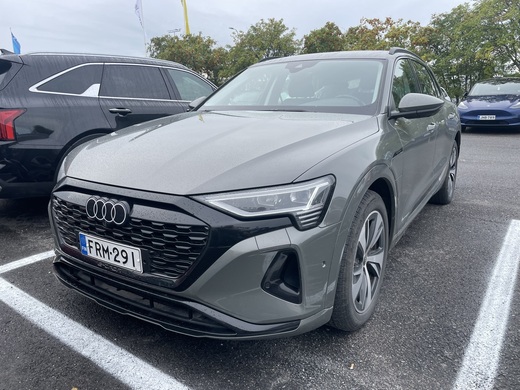 Audi Q8 e-tron vaihtoauto
