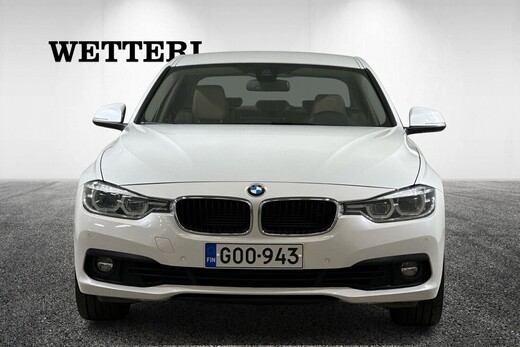 BMW 330 vaihtoauto