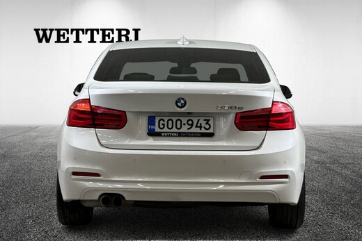 BMW 330 vaihtoauto