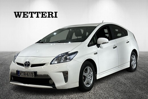 Toyota Prius Plug-in vaihtoauto