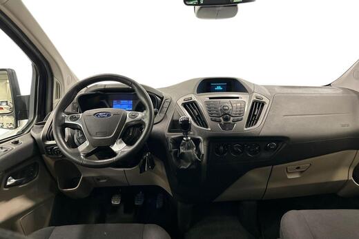 Ford Tourneo Custom vaihtoauto