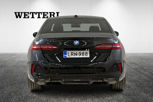 BMW i5 M60 vaihtoauto