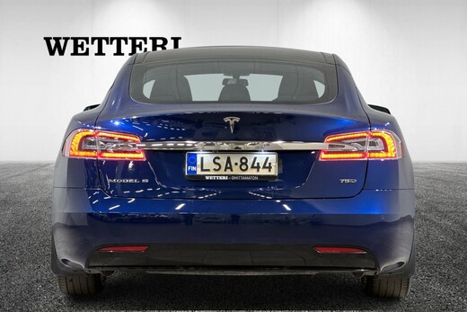 Tesla Model S vaihtoauto