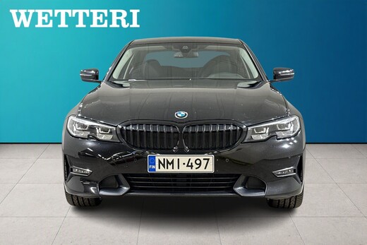 BMW 330 vaihtoauto