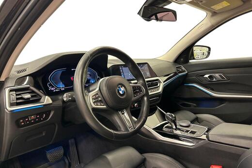 BMW 330 vaihtoauto