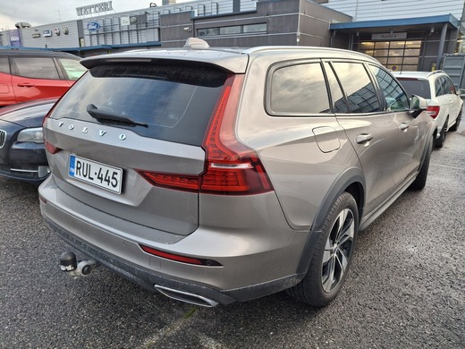 Volvo V60 Cross Country vaihtoauto