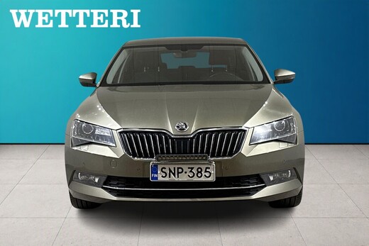 Skoda Superb vaihtoauto