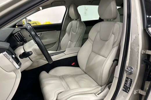 Volvo V90 Cross Country vaihtoauto
