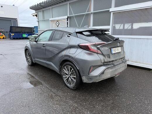 Toyota C-HR vaihtoauto
