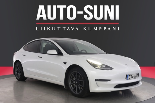 Tesla Model 3 vaihtoauto
