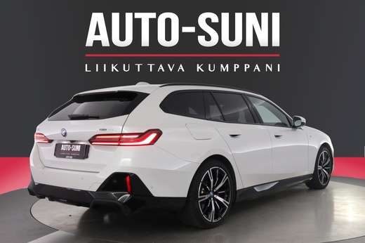BMW i5 vaihtoauto