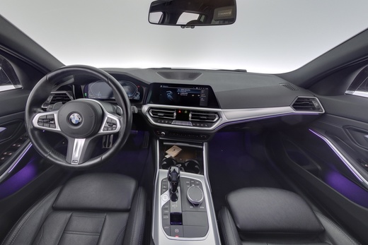 BMW 330 vaihtoauto
