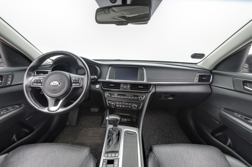 Kia Optima vaihtoauto