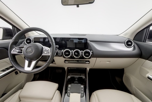Mercedes-Benz GLA vaihtoauto
