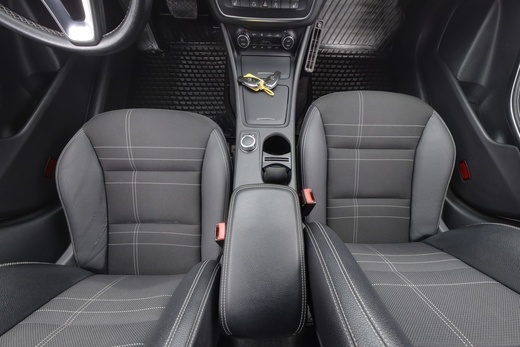 Mercedes-Benz CLA-sarja vaihtoauto