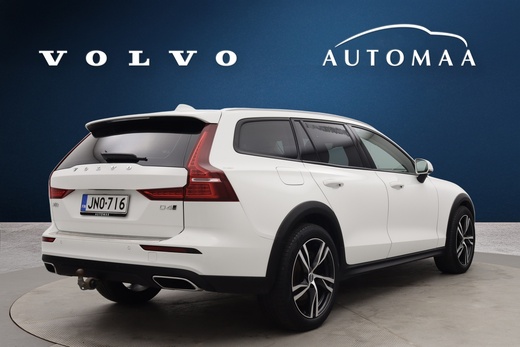 Volvo V60 Cross Country vaihtoauto