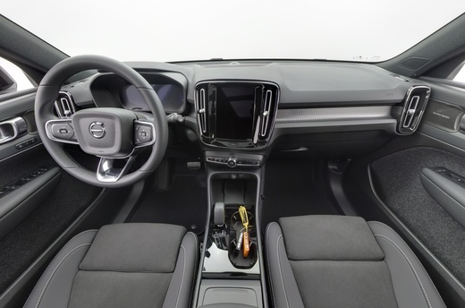 Volvo EX40 vaihtoauto