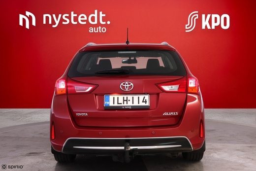 Toyota Auris vaihtoauto