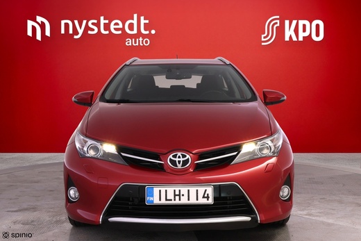 Toyota Auris vaihtoauto