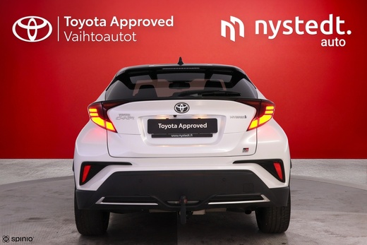 Toyota C-HR vaihtoauto