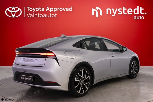 Toyota Prius Plug-in vaihtoauto
