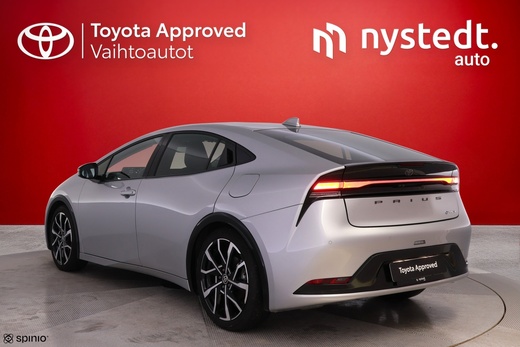 Toyota Prius Plug-in vaihtoauto