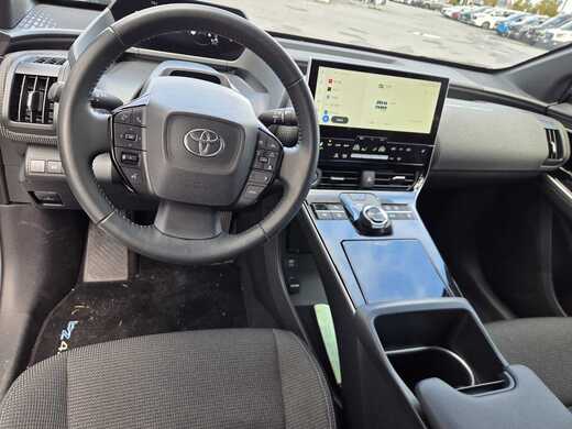 Toyota bZ4X vaihtoauto