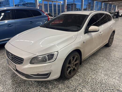Volvo V60 vaihtoauto