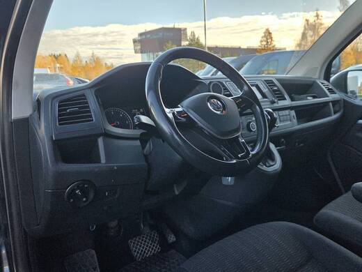 Volkswagen Caravelle vaihtoauto