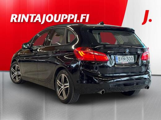 BMW 220 vaihtoauto