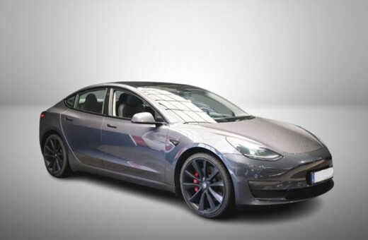 Tesla Model 3 vaihtoauto